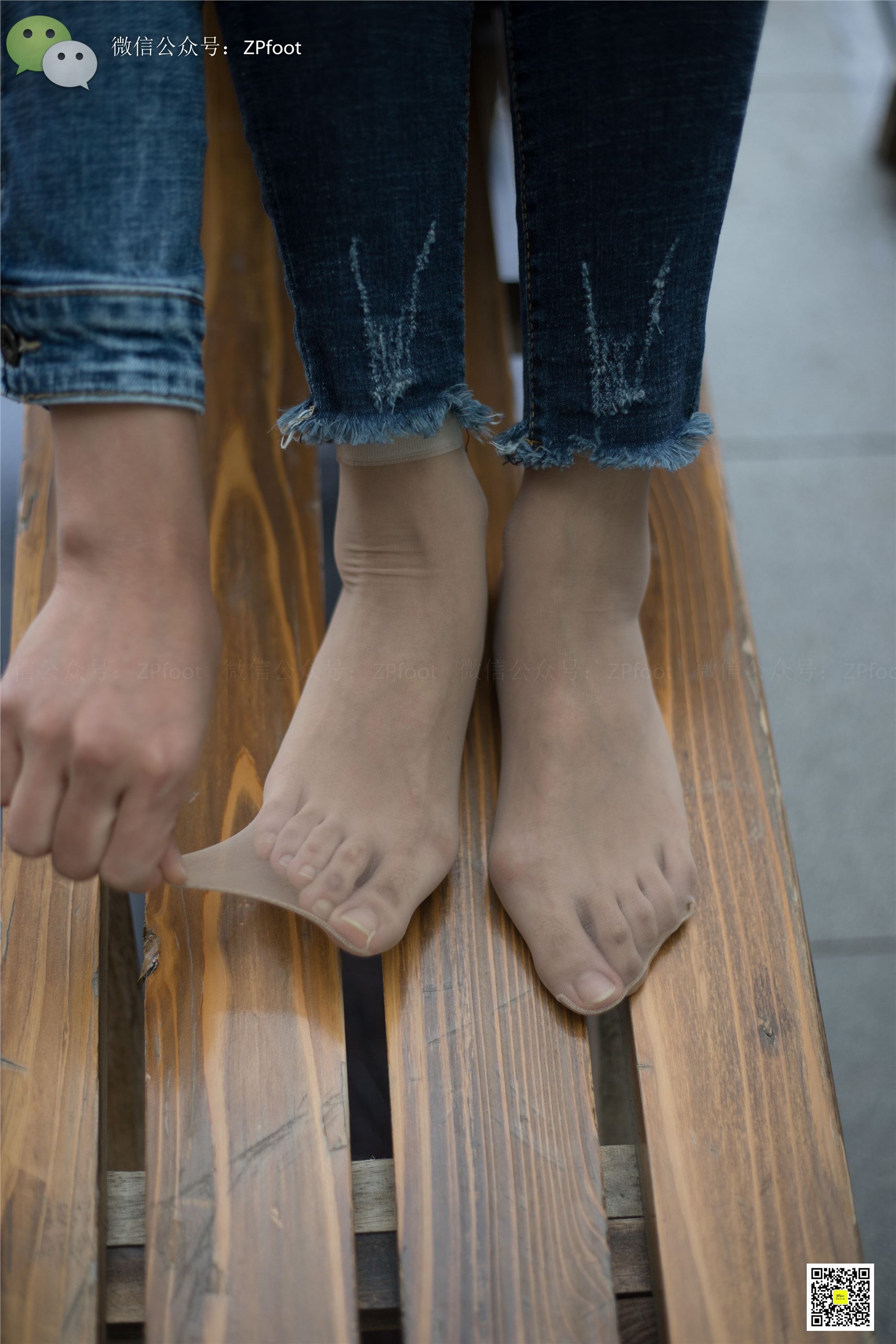 LSS山茶摄影 NO.017 舞蹈老师的短丝